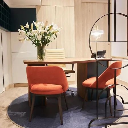 U-sense Centro Hotell 3*