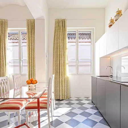Genteel San Laureano Apartamento *