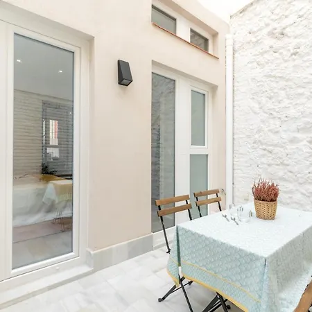 Behouse Arroyo A Apartment