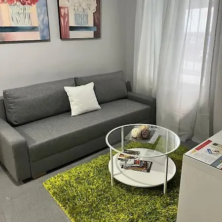 Apartment En El Casco Antiguo Junto Alameda H.