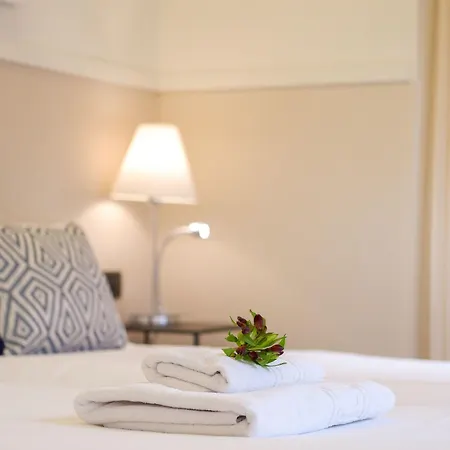 U-sense Centro Hotell 3*