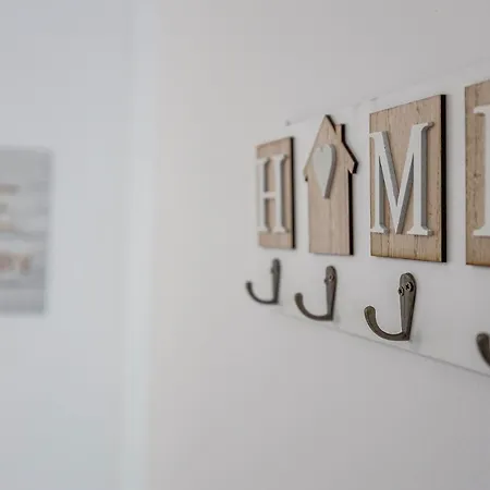 Apartment Family Suits Encantos De