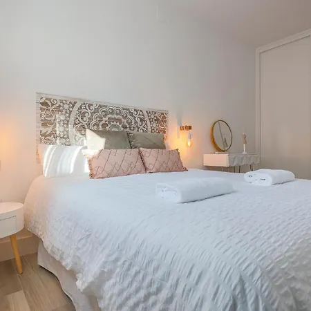Apartment Family Suits Encantos De