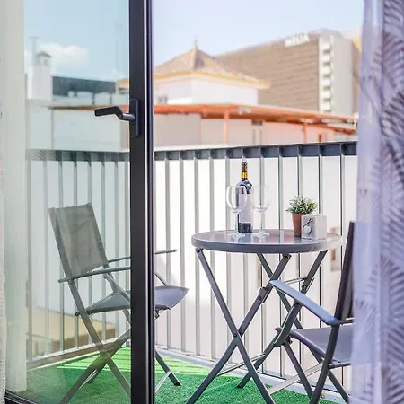 Apartment Family Suits Encantos De