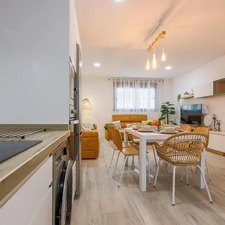 Apartment Family Suits Encantos De