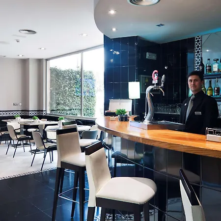Catalonia Hispalis Hotel 3*