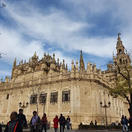 Puerta Carmona 2* Σεβίλλη