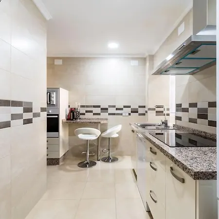 Miraflores Luxury Apartment Seville