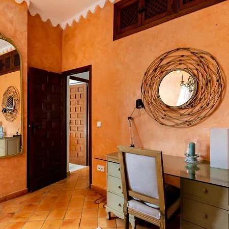 Lägenhet Atico Con Encanto En Sierpes Sevilla