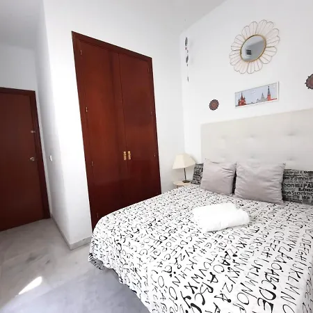 Apartment Budget Downtown Seville