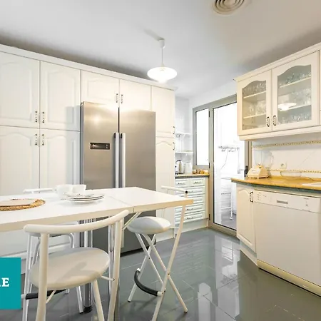 180 Luxury Gran Prado Seville