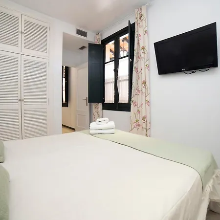 Alohamundi Lumbreras Ii Apartment Seville