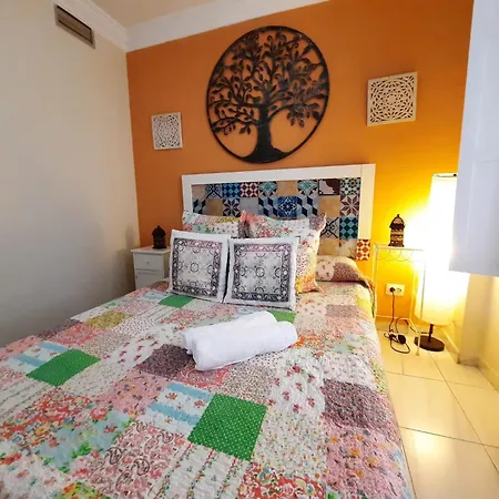 Appartement Budget And Cute With Balcony Center
