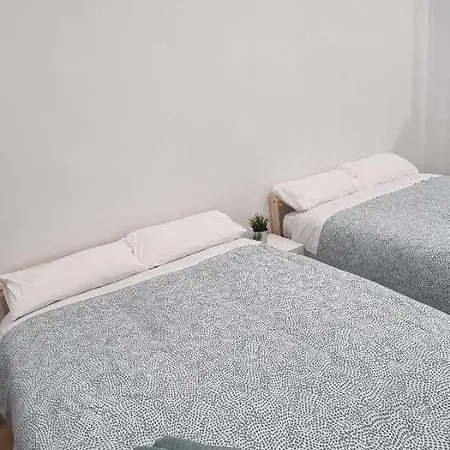 Apartment Estudio Familiar Con Jacuzzi Doble Seville