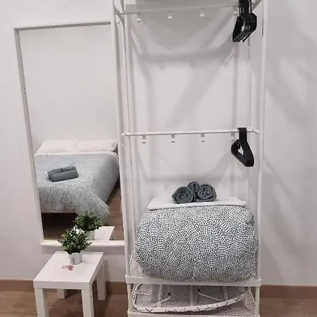 Estudio Familiar Con Jacuzzi Doble * Seville