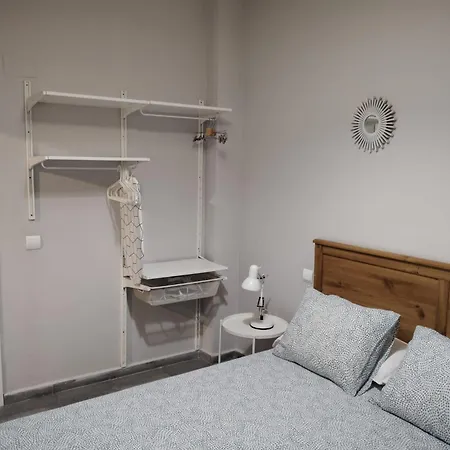 Apartment En El Casco Antiguo Junto Alameda H.