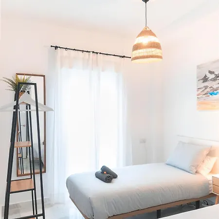 Apartment Downtown 3 Bedrooms, 2 Bathrooms, Wifi Seville