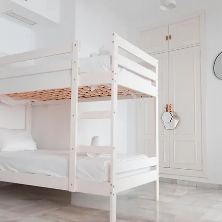 Downtown 3 Bedrooms, 2 Bathrooms, Wifi * Seville