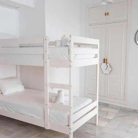 Apartment Downtown 3 Bedrooms, 2 Bathrooms, Wifi