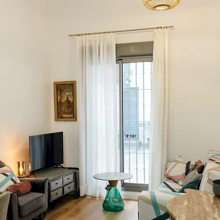 Apartment Modern With Seasonal Swimming Pool- 1bd 1bth- Goyeneta