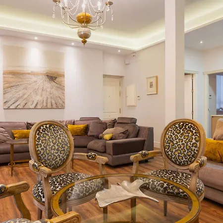 Centro Luxe 3 Apartamento *