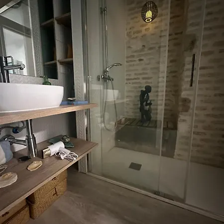 Casa Duque Compartida Familiar 1-habitacion Con Bano Propio *