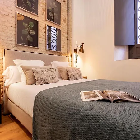 Genteel Almansa Appartamento Siviglia
