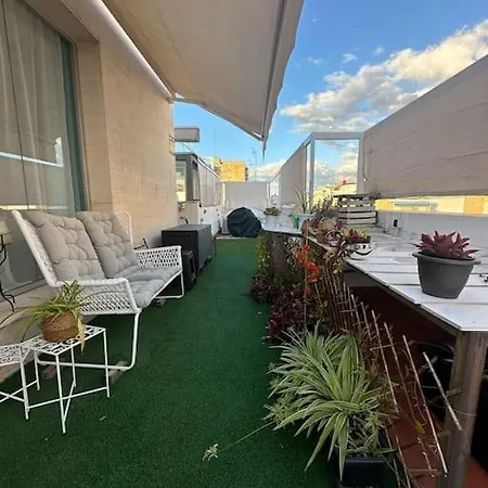 Atico Triana Con Terraza Apartment