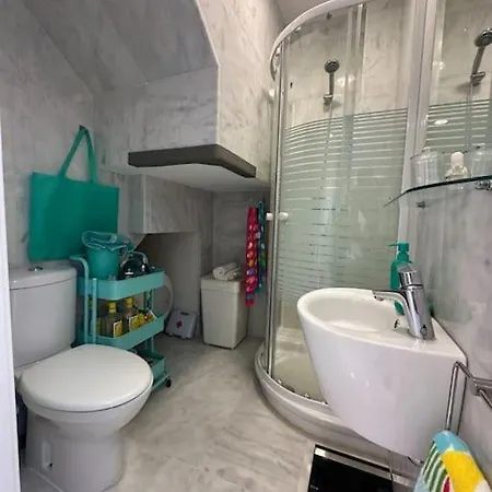 Atico Triana Con Terraza Apartment *