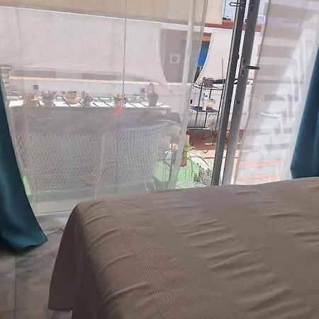 Atico Triana Con Terraza