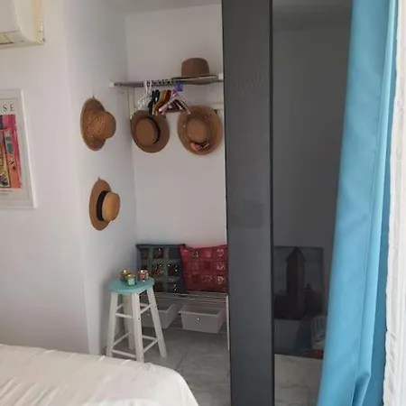 Atico Triana Con Terraza Apartment