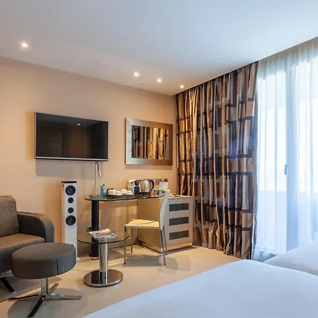 Melia 4* Sevilla