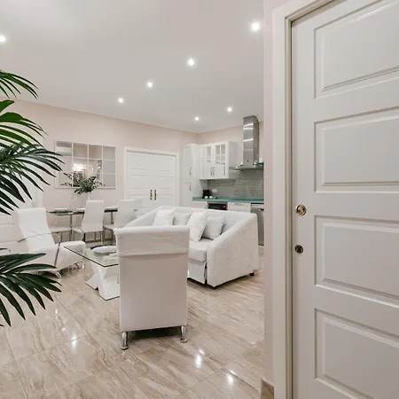 Isg Jose De Velilla Centro Parking Apartment *