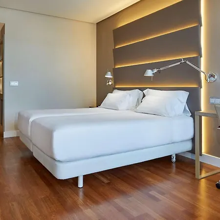 Nh Plaza De Armas Seville