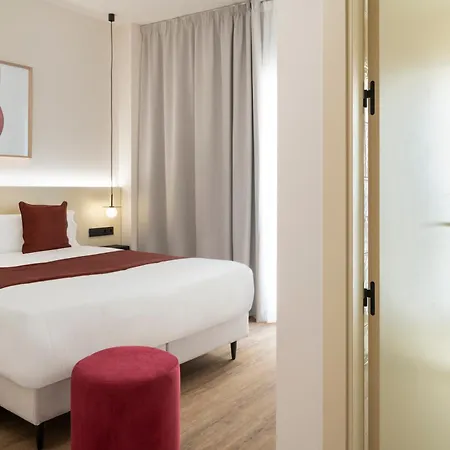 Magno Clavellinas - Pool And Parking Apartment Seville
