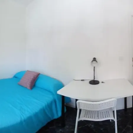 Budget And Lovely Macarena F Apartment *