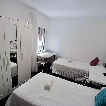 Budget And Lovely Macarena F Apartment *