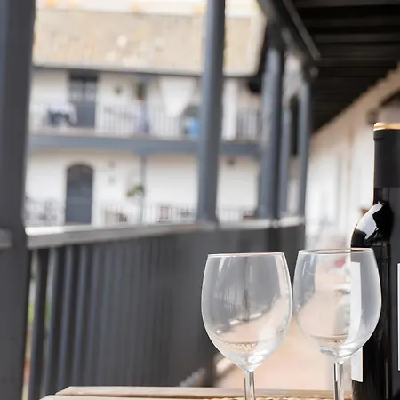Apto En Historico Patio Andaluz Appartamento Siviglia