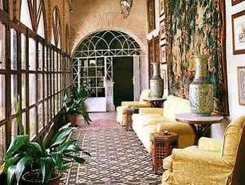 El Palacio De San Benito Gasthuis