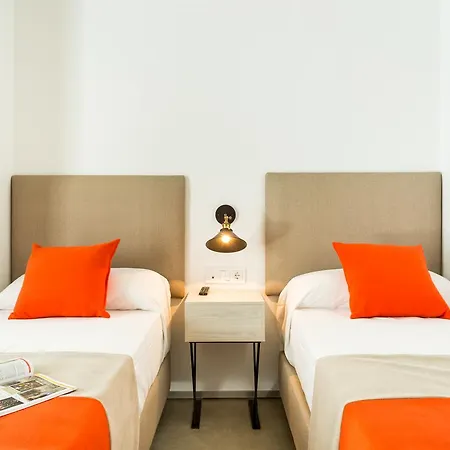ホテル La Puerta De Palacio - Adults Only 3*