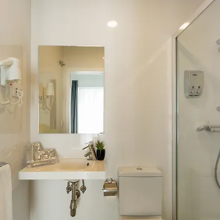 ホテル La Puerta De Palacio - Adults Only 3*