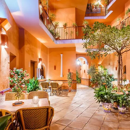 Hotel Patio De La Alameda