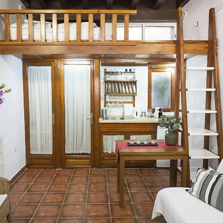 Apartment Apto En Corral De Vecinos Del S.xvii Seville