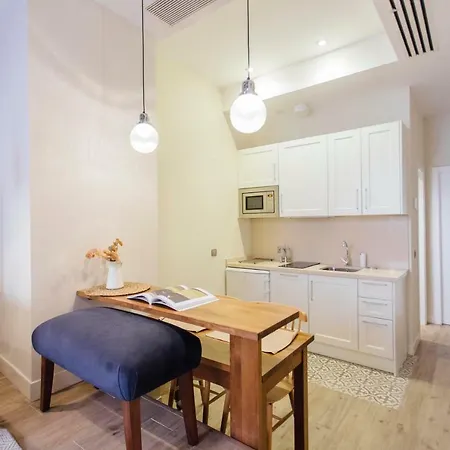 Apartamento Byron Suites *