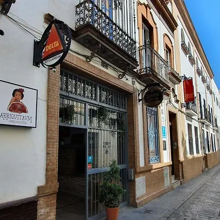 Sevilladream Hostel *