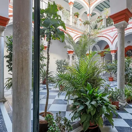 Apt. Casa Palacio Santa Cruz Cathedral Views - Apartment Seville