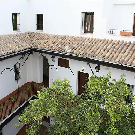 Singular Corral De San José Sevilla
