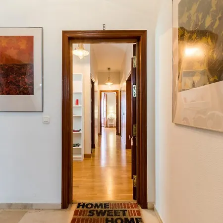Conde Collection Gran Poder Apartment