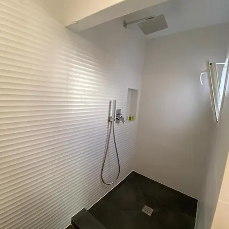 Atico Con Terraza Totalmente Privada En Pleno Centro Historico De Appartement *