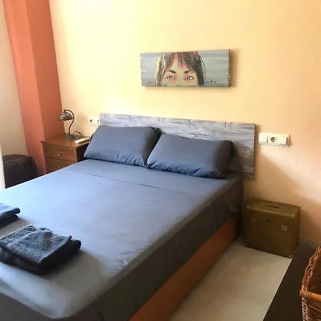 Apartment Junto A Fibes, Amplio, Luminoso, Con Piscina Y Parking Seville